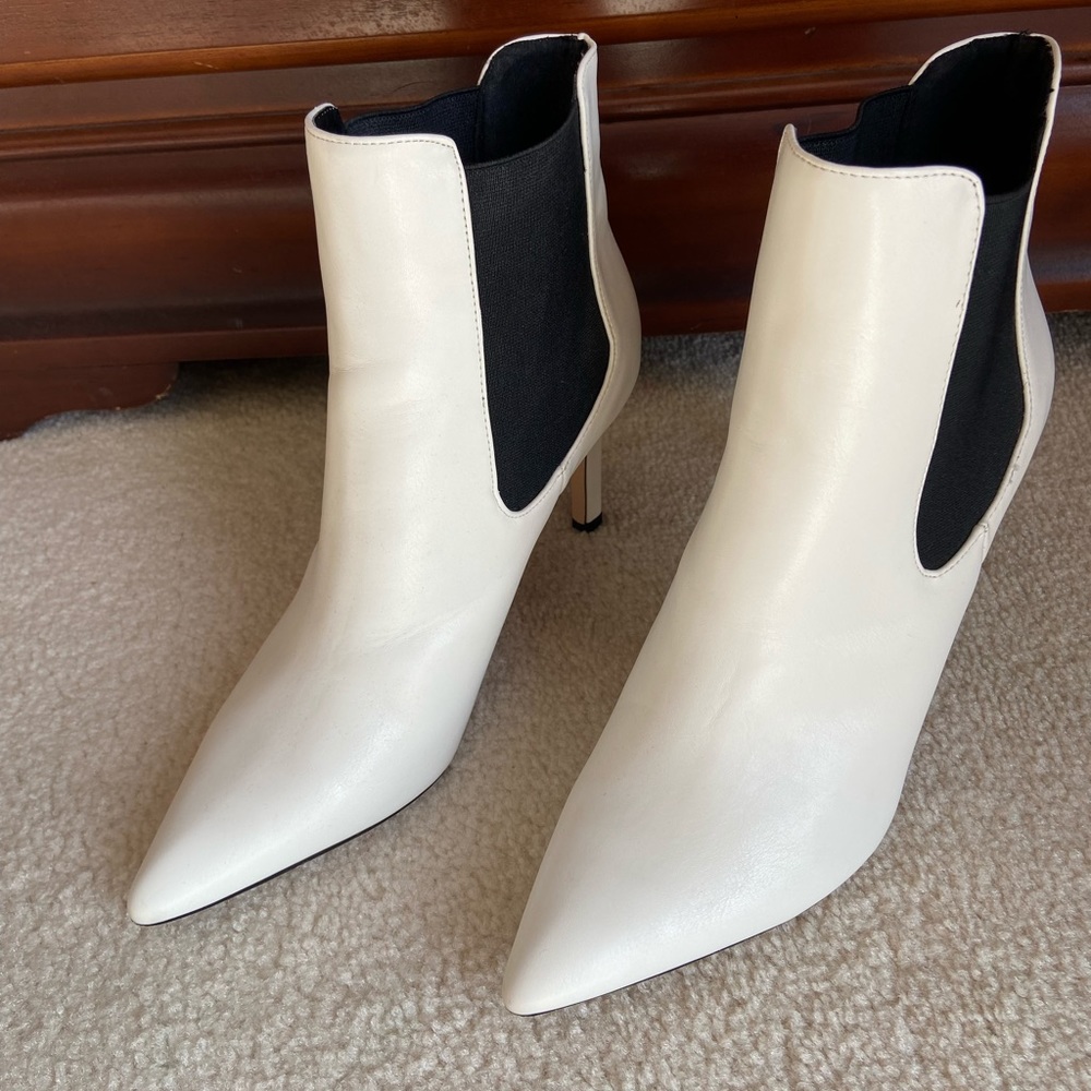 Beautiful boots forever 21